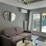 Appartement Port Frejus, 400m Des Plages Et Base Nature, Studi